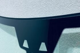 Предно стъкло RANGE ROVER EVOQUE 2012- АКУ+КАМ+СЕН-2 на ниска цена