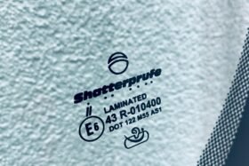 Предно стъкло RANGE ROVER EVOQUE 2012- АКУ+КАМ+СЕН-3 на ниска цена