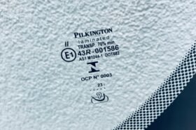 Предно стъкло RANGE ROVER EVOQUE 5D 2011-2014 АКУСТИКА+СЕНЗОР-3 на ниска цена