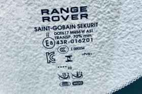 Предно стъкло RANGE ROVER EVOQUE L551 2021- SOL+АКУ+КАМ+СЕН+ГРЗ+HUD+ОЕ-4 на ниска цена