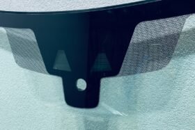 Предно стъкло RANGE ROVER EVOQUE L551 АКУСТИКА+КАМЕРА+СЕНЗОР+ОТОПЛЕНИЕ-2 на ниска цена