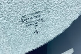 Предно стъкло RANGE ROVER EVOQUE L551 АКУСТИКА+КАМЕРА+СЕНЗОР+ОТОПЛЕНИЕ-3 на ниска цена