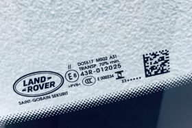 Предно стъкло RANGE ROVER SPORT L461 2022 - КАМЕРА + СЕНЗОР + ОТОПЛЕНИЕ + ОРИГИНАЛ-3 на ниска цена