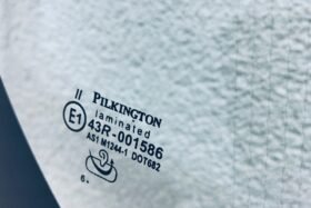 Предно стъкло RANGEE ROVER EVOQUE 2014-AKU+СЕН+ОГРЯВАНЕ-3 на ниска цена