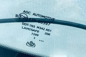 Предно стъкло RENAULT ESPACE 2020- АКУСТИКА+КАМЕРА+СЕНЗОР+ОГРЕВАНЕ-3 на ниска цена