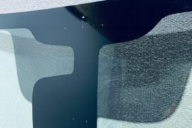 Предно стъкло RENAULT KADJAR 2015- АКУ+КАМ+СЕН+ОЕ-2 на ниска цена