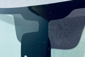 Предно стъкло RENAULT KADJAR 2018 - СЕНЗОР + КАМЕРА + ОГРЯВАНЕ - ПОНИЖЕНА ЦЕНА-2 на ниска цена