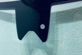 Предно стъкло RENAULT KANGO CITAN TOWNSTAR 2022- СЕНЗОР + КАМЕРА + ОГРЯВАНЕ-2 на ниска цена