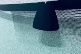 Предно стъкло RENAULT LAGUNA II 2001-2007-2 на ниска цена