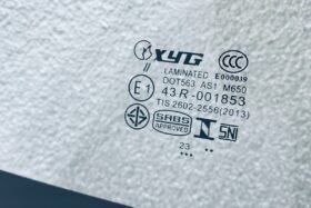 Предно стъкло RENAULT MASTER III MOVANO II NISSAN NV400 2010--3 на ниска цена