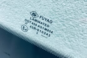 Предно стъкло RENAULT MASTER III MOVANO II NV400 2010--3 на ниска цена