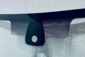 Предно стъкло RENAULT MEGANE II 3/5D 2002-2008 SOLAR+СЕНЗОР-2 на ниска цена