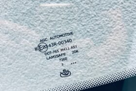 Предно стъкло RENAULT MEGANE II 3/5D 2002-2008 SOLAR+СЕНЗОР-3 на ниска цена