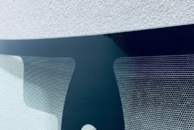 Предно стъкло RENAULT MEGANE III 2008-2016 СЕНЗОР-2 на ниска цена