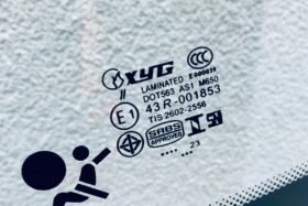 Предно стъкло RENAULT MEGANE III 2008-2016 СЕНЗОР-3 на ниска цена