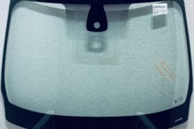 Предно стъкло RENAULT MEGANE III 5D 2008- АКУСТИКА+КАМЕРА+СЕНЗОР на ниска цена