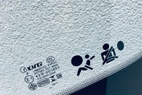 Предно стъкло RENAULT SCENIC II 2003-2009 СЕНЗОР-3 на ниска цена