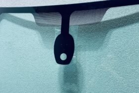 Предно стъкло RENAULT SCENIC III 2009- АКУСТИКА+КАМЕРА+СЕНЗОР-2 на ниска цена