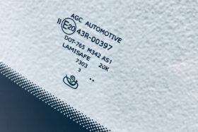 Предно стъкло RENAULT SCENIC IV 2016- АКУСТИКА+КАМЕРА+СЕНЗОР-3 на ниска цена