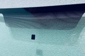 Предно стъкло RENAULT TRAFIC OPEL VIVARO 2014- NISSAN NV300 2016- АКУТИЧНО-2 на ниска цена