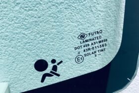 Предно стъкло RENAULT TWINGO 2000-2007 НАМАЛЕНИЕ-3 на ниска цена