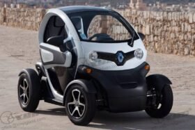 ПРЕДНО СТЪКЛО RENAULT TWIZY 2011--2 на ниска цена