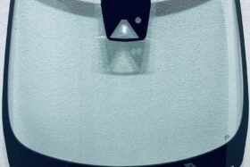 Предно стъкло RENAULT ZOE 2019- АКУСТИКА+КАМЕРА+СЕНЗОР на ниска цена