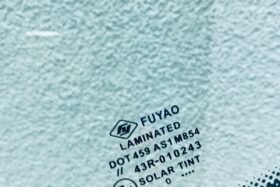 Предно стъкло SAAB 9-3 CABRIO 2003-2011-3 на ниска цена