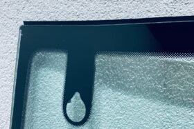 Предно стъкло SEAT ALTEA 04- TOLEDO 2004-09 СЕНЗОР-2 на ниска цена