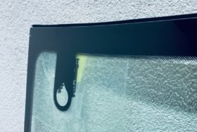 Предно стъкло SEAT ALTEA TOLEDO III 2004- СЕНЗОР ЗА ДЪЖД/ЗАЗОР.-2 на ниска цена