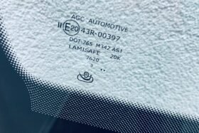 Предно стъкло SEAT ATECA 2020 - АКУСТИКА + КАМЕРА + СЕНЗОР РАЗПРОДАЖБА-3 на ниска цена