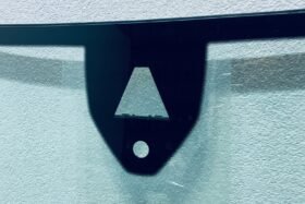 Предно стъкло SEAT LEON 2012-2016 АКУСТИКА+КАМЕРА+СЕНЗОР-2 на ниска цена