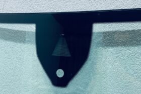 Предно стъкло SEAT LEON III 2016- АКУСТИКА+КАМЕРА +СЕНЗОР+ОРИГИНАЛ-2 на ниска цена