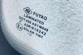 Предно стъкло SKODA CITIGO SEAT MII VW UP 2019- СЕНЗОР+Камера+Огрев-3 на ниска цена