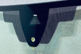 Предно стъкло SKODA ENYAQ IV 2020- SOLAR+КАМЕРА+СЕНЗОР+ОТОПЛЕНИЕ+OE-2 на ниска цена