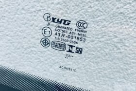 Предно стъкло SKODA FABIA IV 5D 2021- АКУСТИКА+КАМЕРА+СЕНЗОР-3 на ниска цена