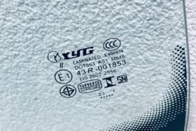 Предно стъкло SKODA FELICIA 1994-2001-3 на ниска цена