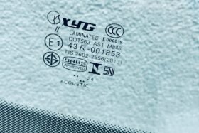 ПРЕДНО СТЪКЛО SKODA KAROQ 2020- КАМЕРА+СЕНЗОР-3 на ниска цена