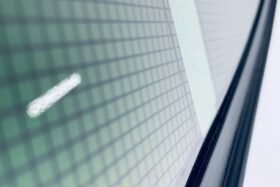 Предно стъкло SKODA KODIAQ 2016-2020 SOLAR+КАМЕРА+СЕНЗОР+ОТОПЛЕНИЕ-4 на ниска цена