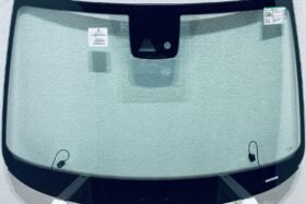 Предно стъкло SKODA OCTAVIA III 2013-2016 АКУСТИКА+КАМЕРА+СЕНЗОР+НАГРЕВАНЕ на ниска цена