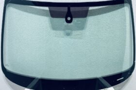 Предно стъкло SKODA OCTAVIA III 2013-2016 АКУСТИКА+СЕНЗОР на ниска цена