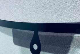 Предно стъкло SKODA OCTAVIA III 2016- СЕНЗОР ЗА ДЪЖД/ЗАЗОР.-2 на ниска цена