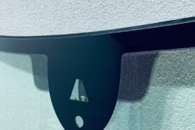 Предно стъкло SKODA OCTAVIA III 2017- АКУСТИКА+КАМЕРА+СЕНЗОР+ОГРЯВАНЕ-2 на ниска цена