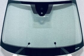 Предно стъкло SKODA SCALA 2019- АКУ+КАМ+СЕН+ОГР+ОЕ на ниска цена