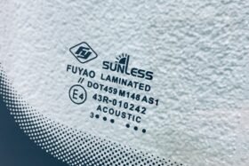 Предно стъкло SKODA SUPERB 2021 - АКУСТИКА + СОЛАР + КАМЕРА + СЕНЗОР + ОТОПЛЕНИЕ-3 на ниска цена