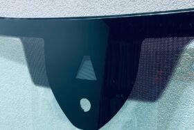 Предно стъкло SKODA SUPERB III 2016- АКУСТИКА+КАМЕРА+СЕНЗОР-2 на ниска цена