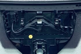 Предно стъкло SKODA SUPERB VW PASSAT 2024 - АКУСТИКА + КАМЕРА СЕНЗОР + ОРИГИНАЛ-3 на ниска цена