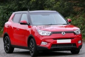 ПРЕДНО СТЪКЛО SSANGYONG TIVOLI /XLV 5D SUV 2015- СЕНЗОР-4 на ниска цена