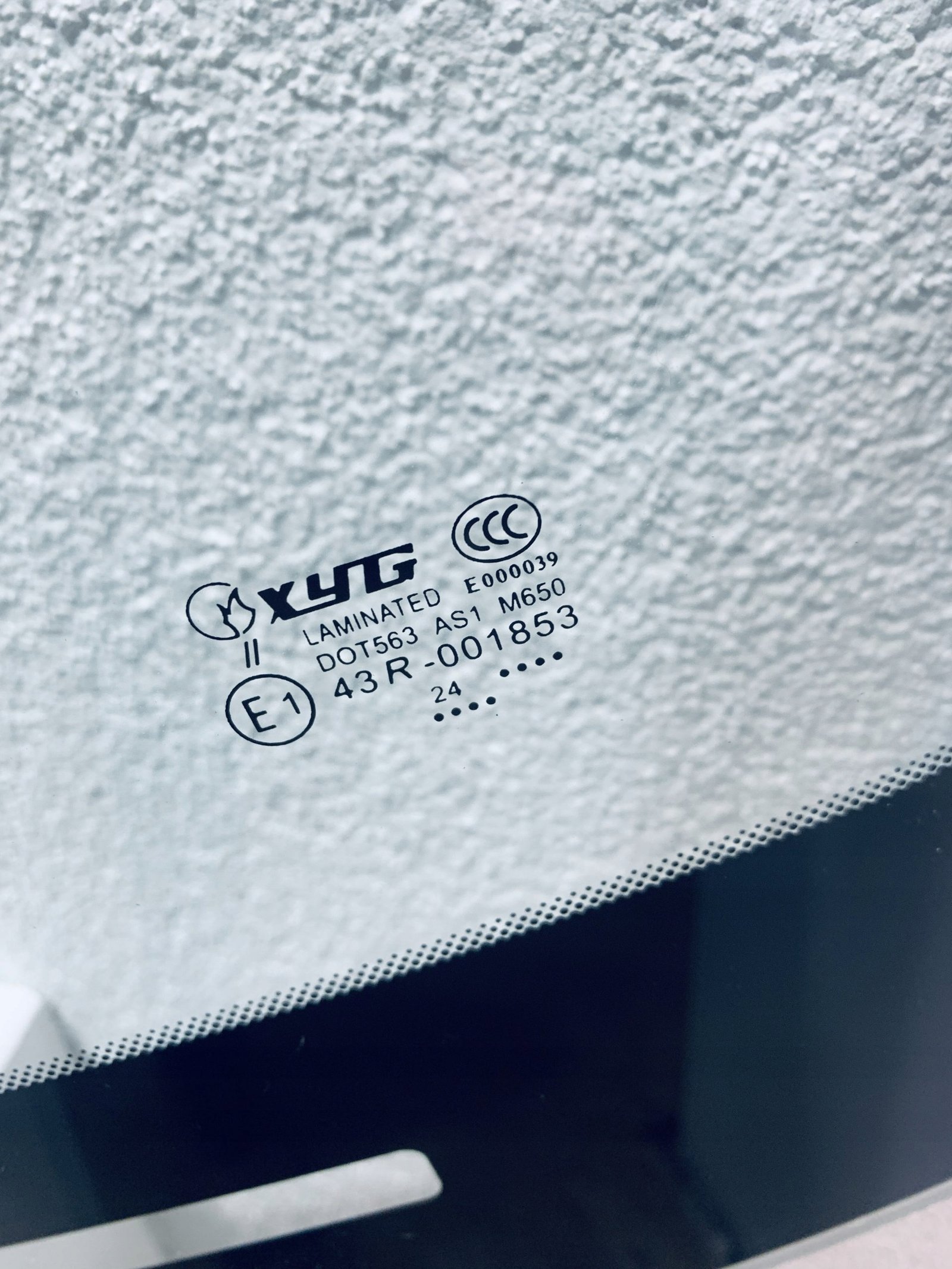 ПРЕДНО СТЪКЛО SUBARU FORESTER II 2002-2008 С ОТОПЛЕНИЕ-3 на ниска цена