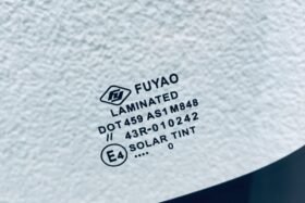 Предно стъкло SUBARU IMPREZA GK GT XV 2016- АНТЕНА+КАМЕРА+СЕНЗОР+ОГРЯВАНЕ-3 на ниска цена